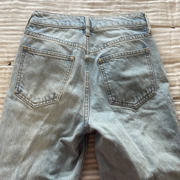 Pacsun light washed mom jeans, size 22 - Picture 4 of 5